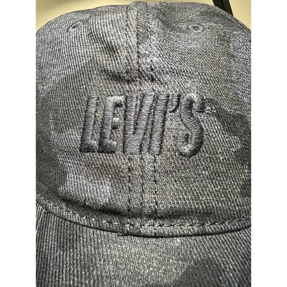 Levi’s Ball Cap Dark Blue Camouflage Stitched Logo - Picture 2 of 7